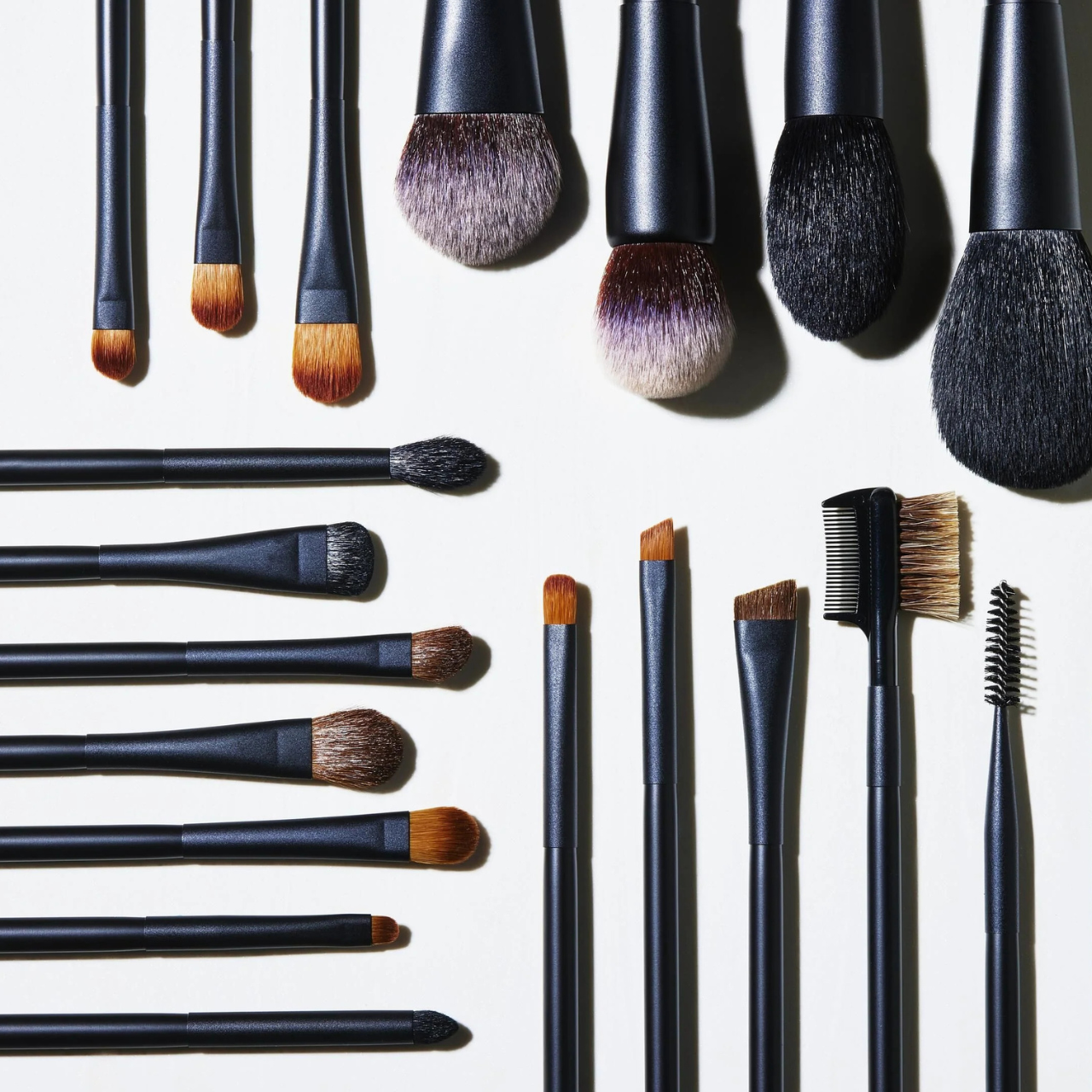 Kumano Brush Makeup Brushes / Professional 8-Piece Set